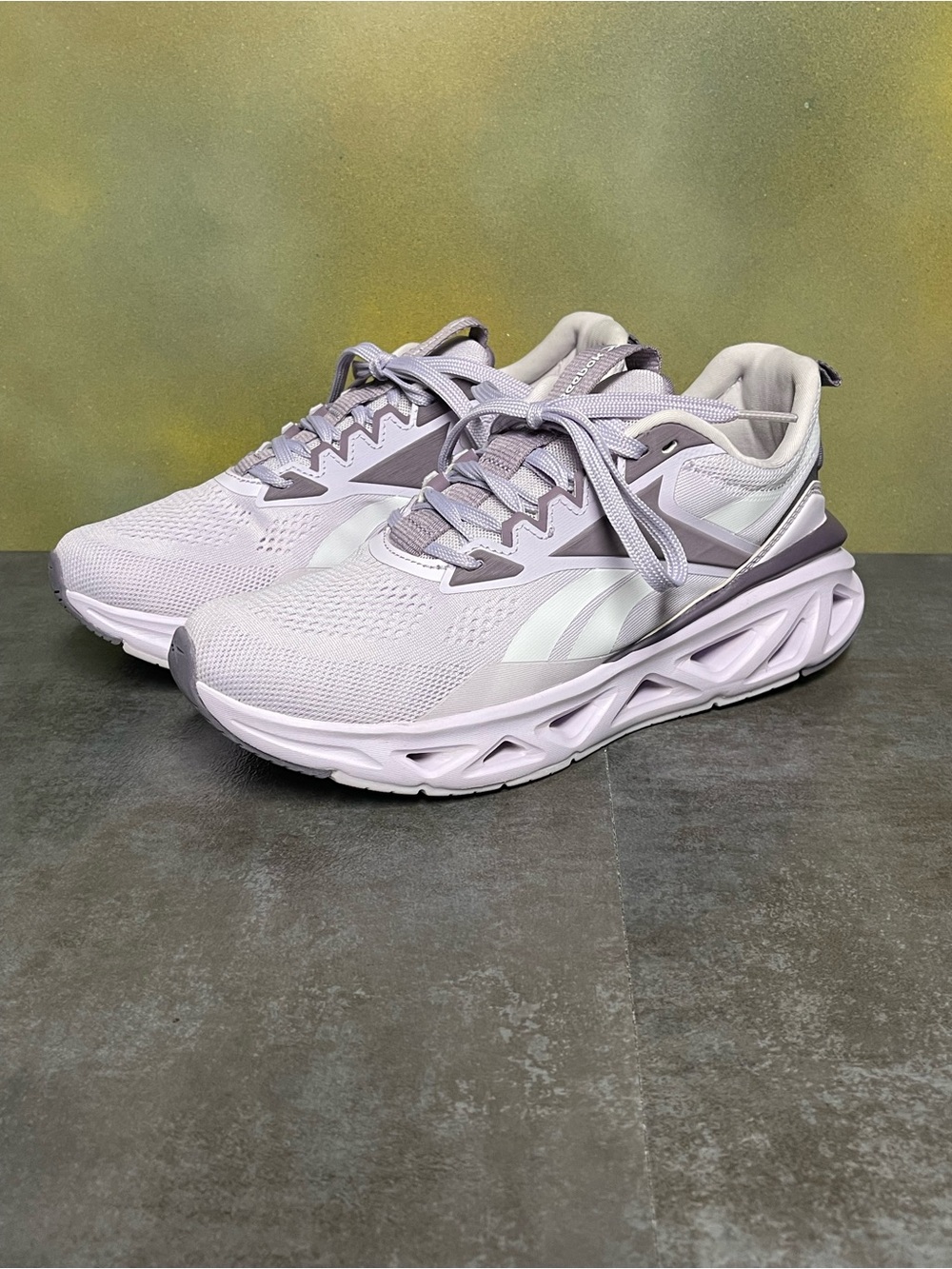 Reebok Soleus Run Women's Purple/White Narrow Sneakers Size 8 - Picture 3 of 16